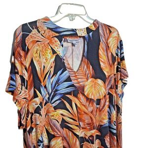 Jennifer Lopez Womens Tunic Plus Size 2X Floral Keyhole Neckline Shark bite hem‎